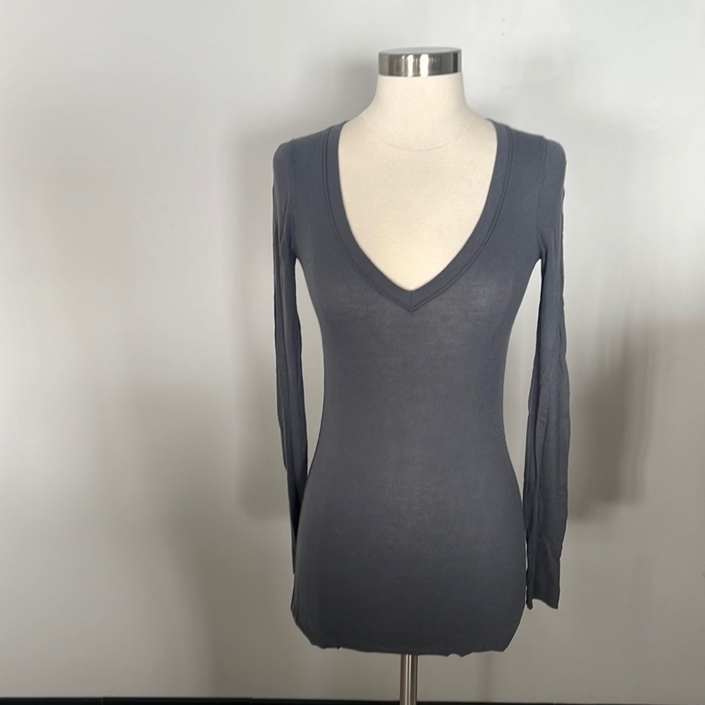 BCBGMaxAzria Long Sleeve Top